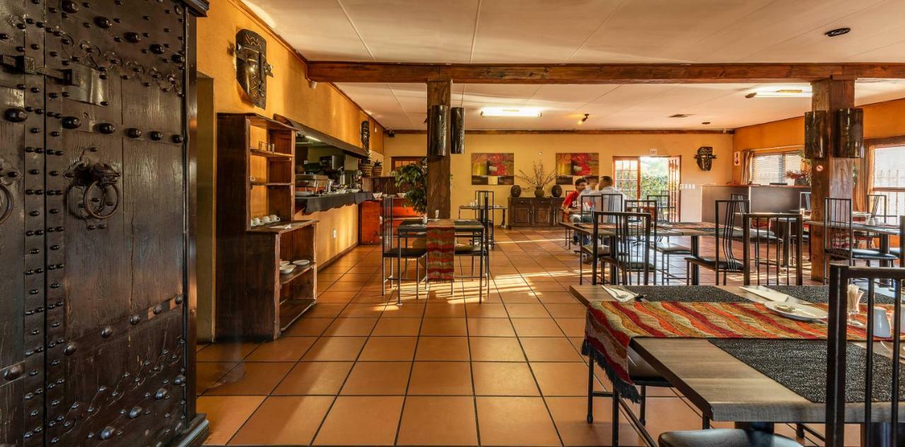 Kuruman Inn Екстериор снимка